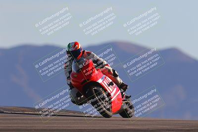 media/Nov-06-2023-Moto Forza (Mon) [[ce023d0744]]/4-Beginner Group/Session 5 (Turn 9)/